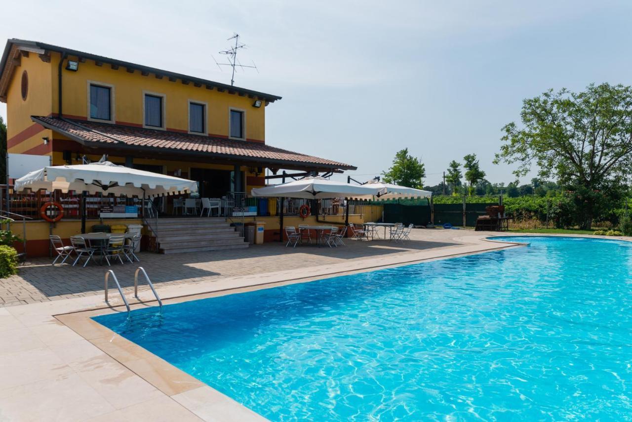 Agriturismo Dei Grippi Sona Eksteriør billede