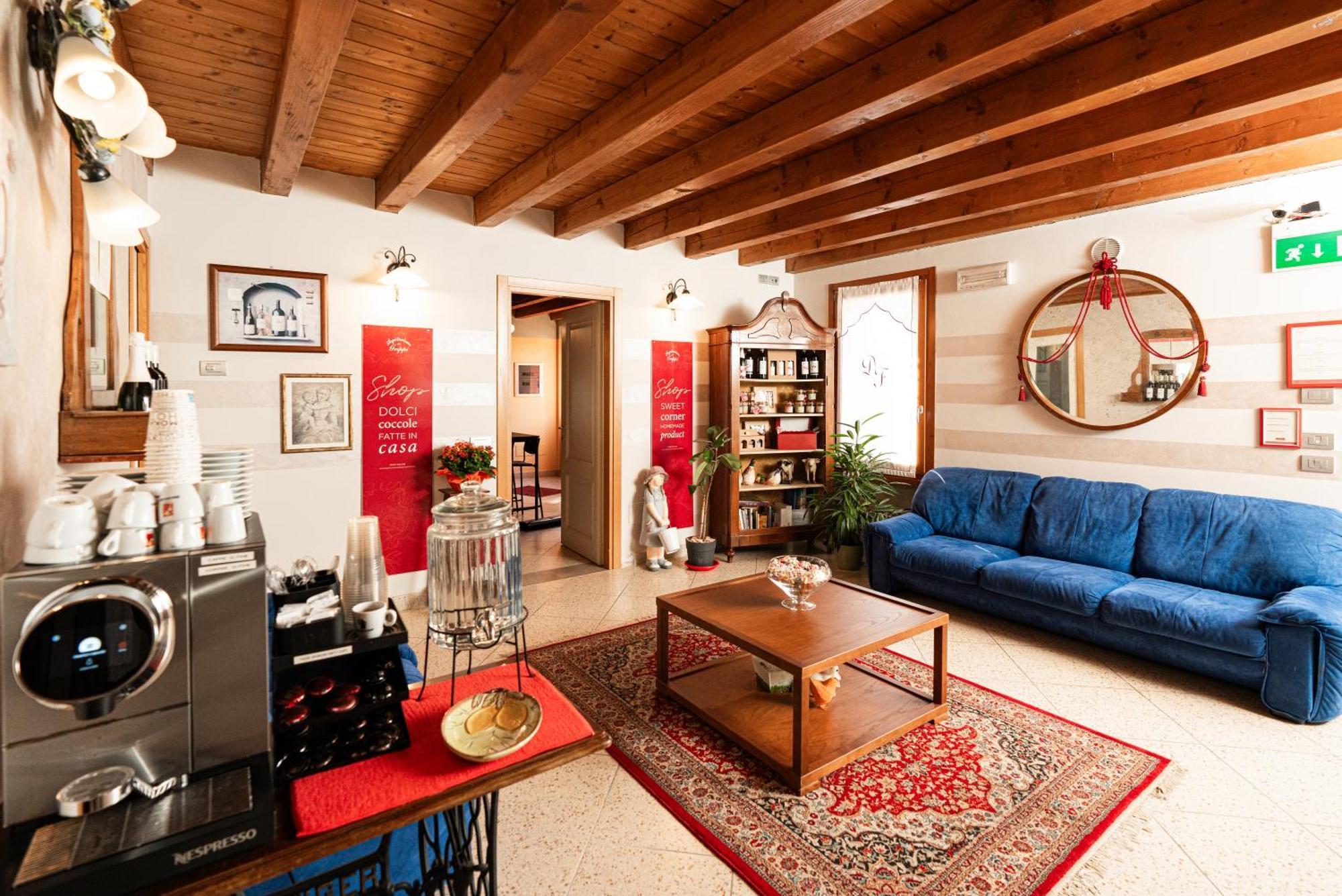 Agriturismo Dei Grippi Sona Eksteriør billede