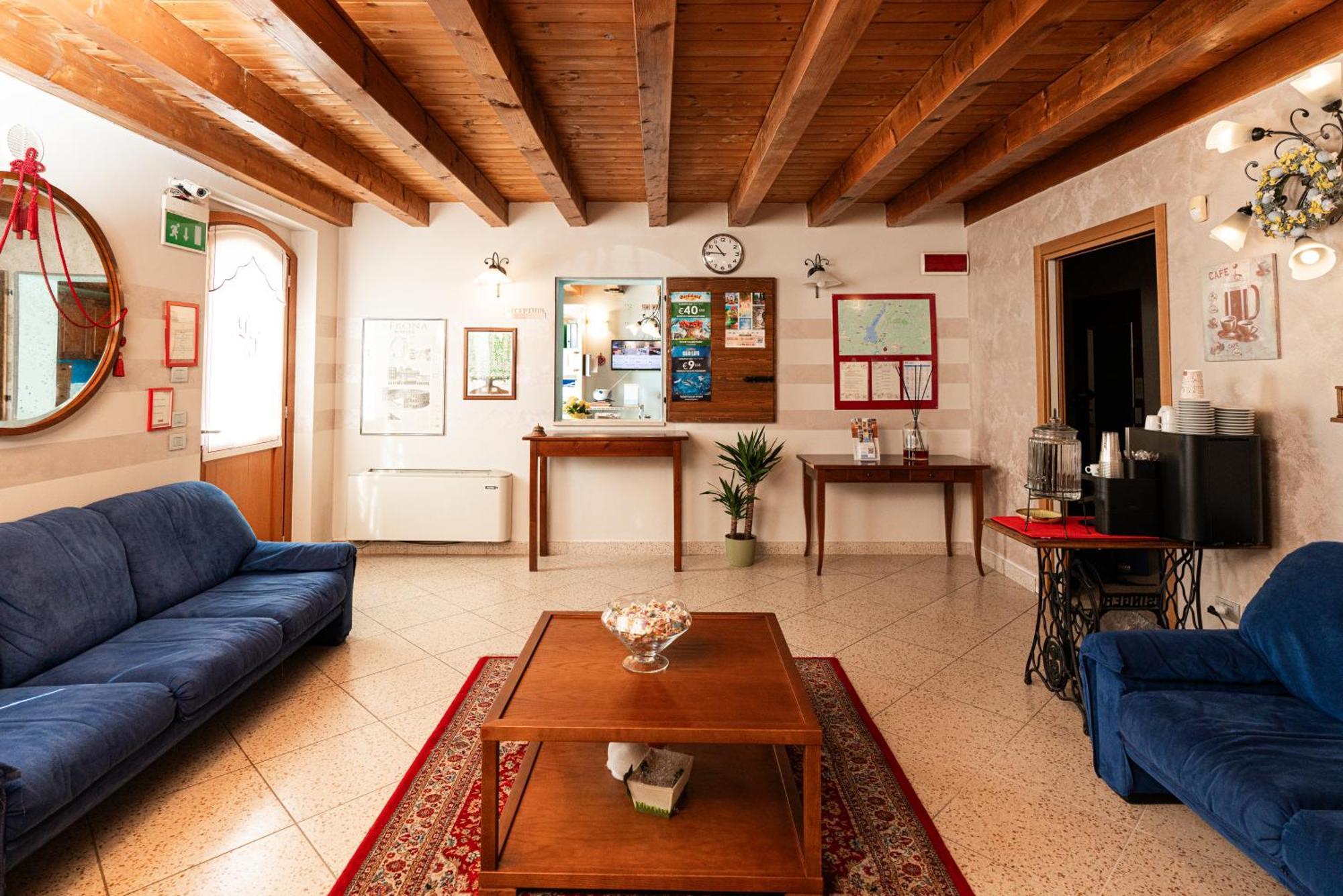 Agriturismo Dei Grippi Sona Eksteriør billede