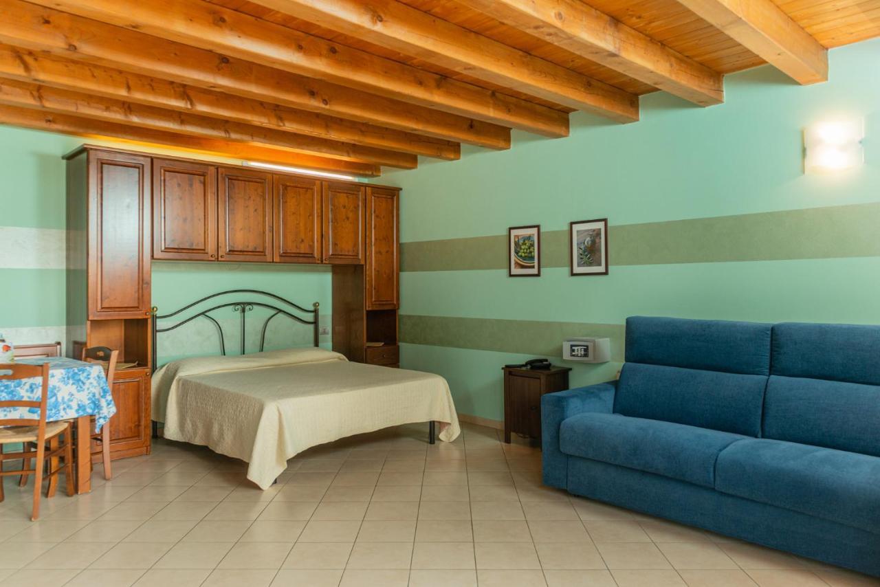 Agriturismo Dei Grippi Sona Eksteriør billede